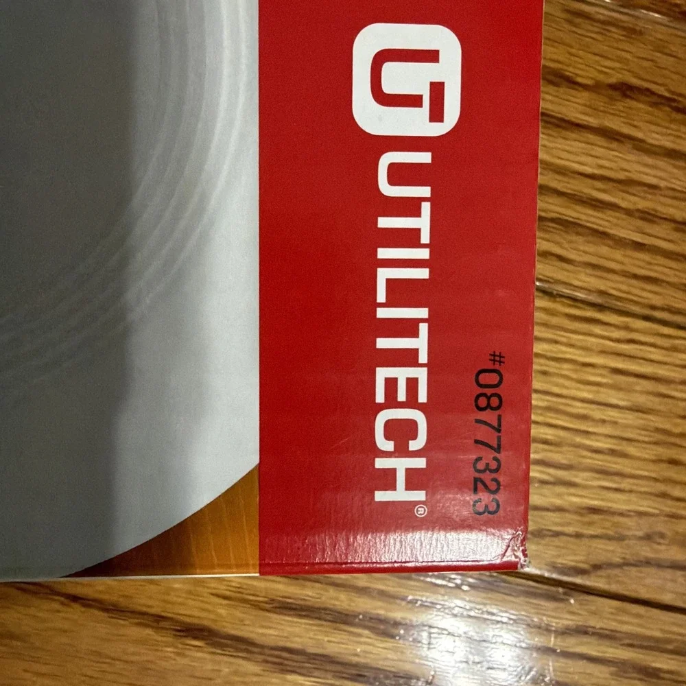 Utilitech 3-pack‎ 2700K Soft White LED Recessed Retrofit Downlight.